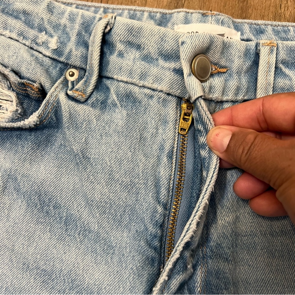 GOOD AMERICAN Good Girlfriend Distressed Jeans‎ In Blue 637 - Picture 9 of 11
